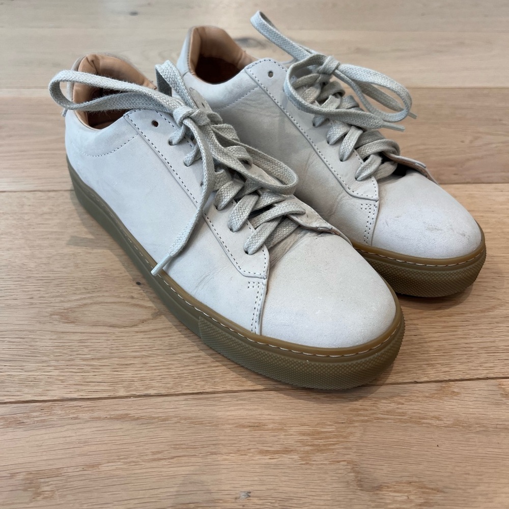 Reiss Off-White Sneakers with Gum Soles